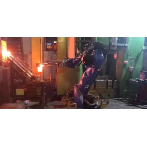 热锻机器人